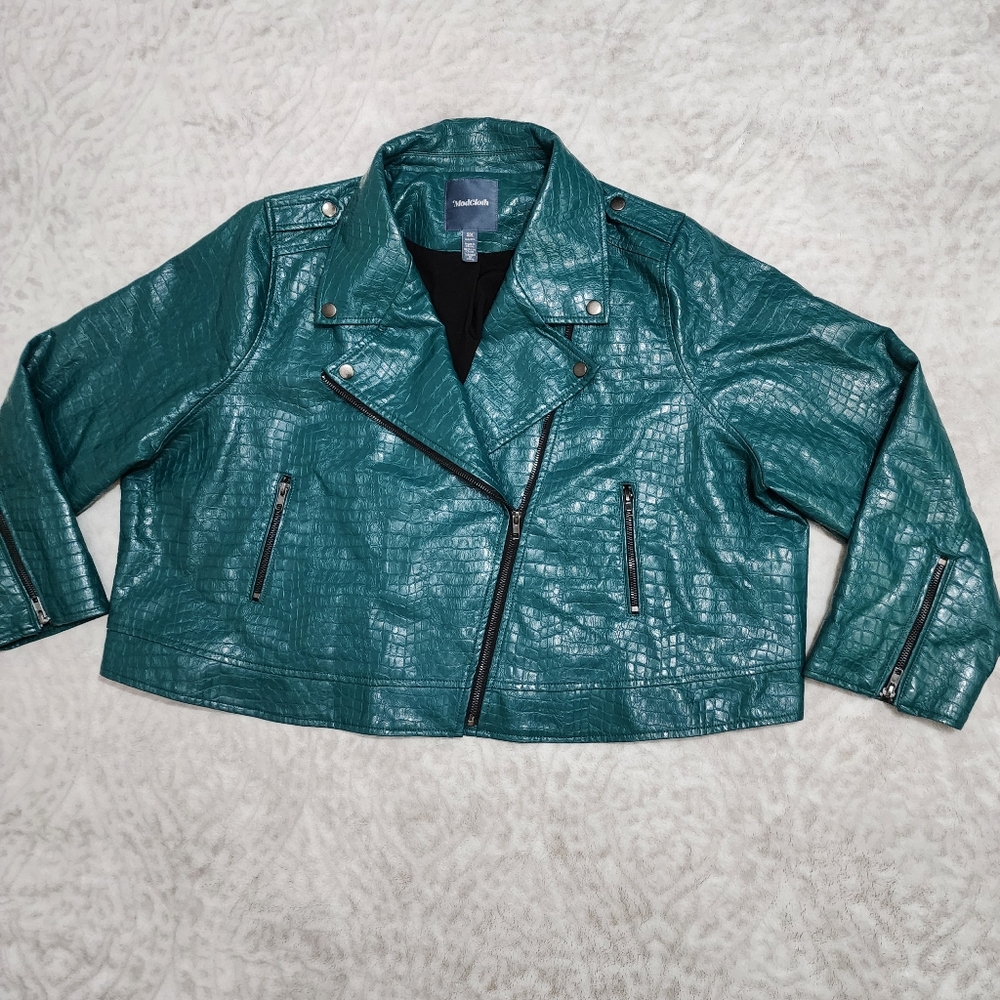 Modcloth Women's Crocodile Rock Faux Leather Moto Jacket Size 2X Green